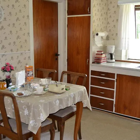 Nyaraló 2 Bedroom Cozy In Stouby