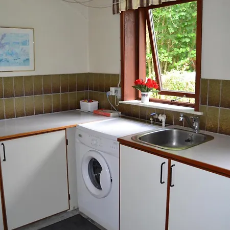 2 Bedroom Cozy In