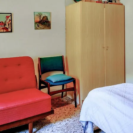 2 Bedroom Cozy In